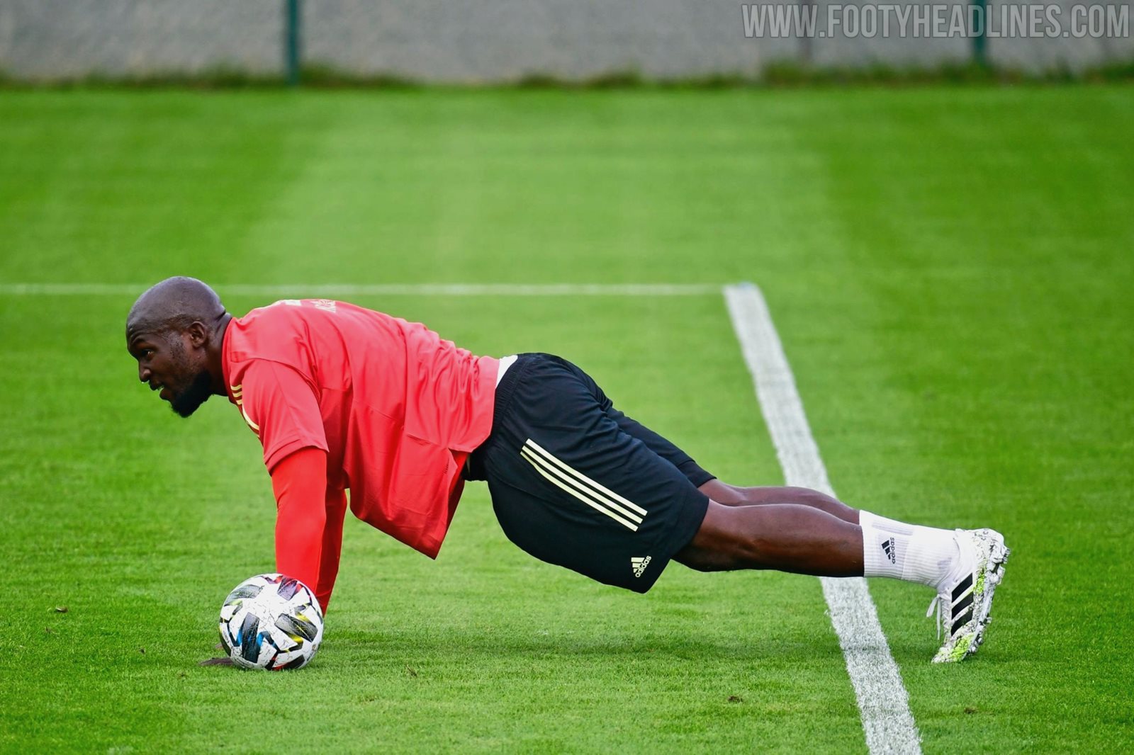 Puma lukaku best sale